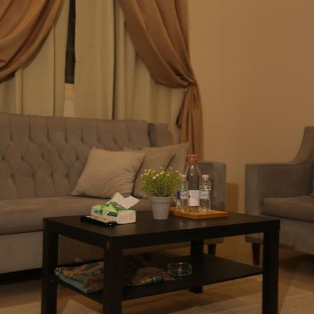 Spacious Apartments At Basla St 3 Mins From King Fahd Stadium Riadh Exterior foto