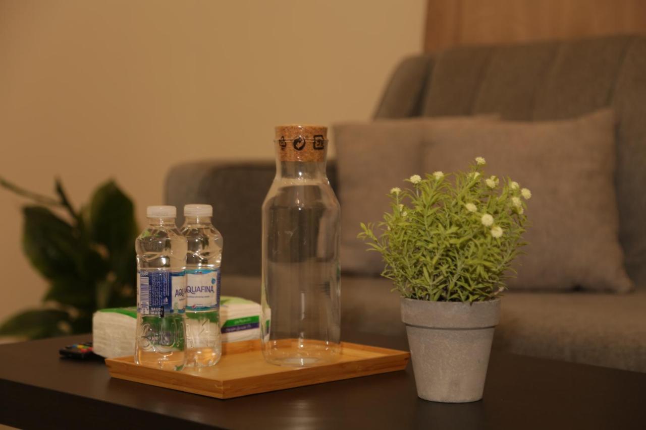 Spacious Apartments At Basla St 3 Mins From King Fahd Stadium Riadh Exterior foto