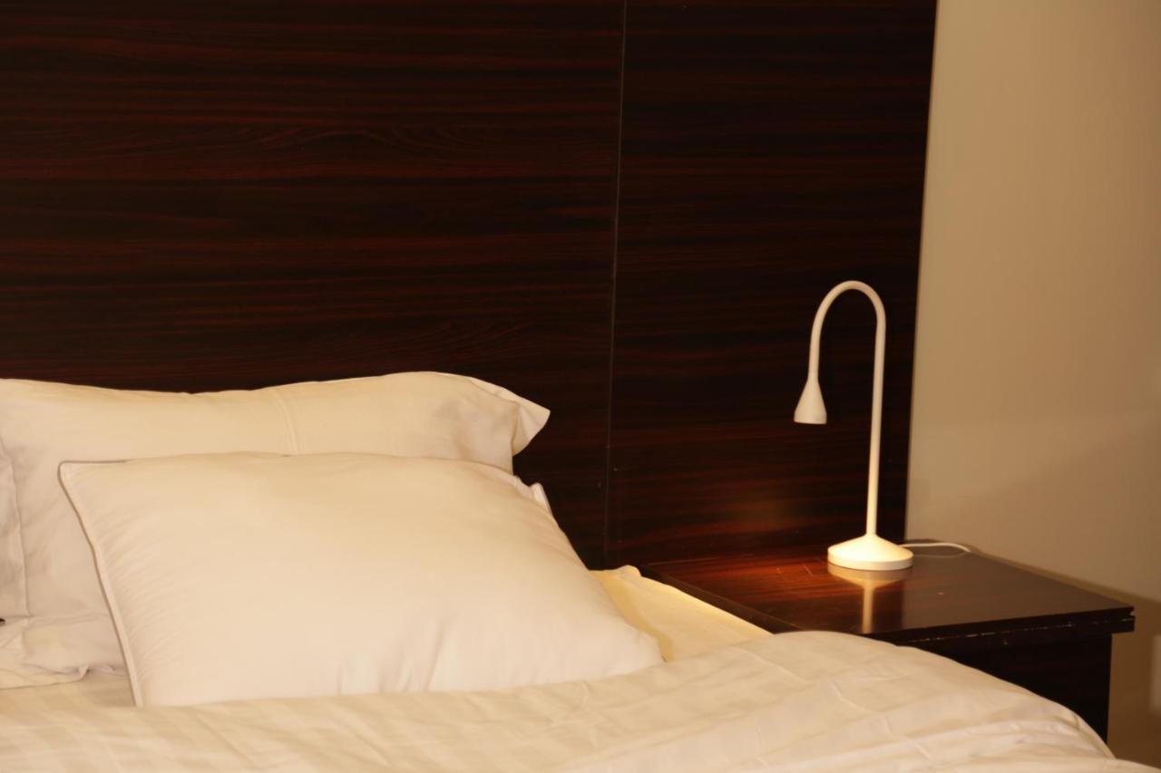 Spacious Apartments At Basla St 3 Mins From King Fahd Stadium Riadh Exterior foto